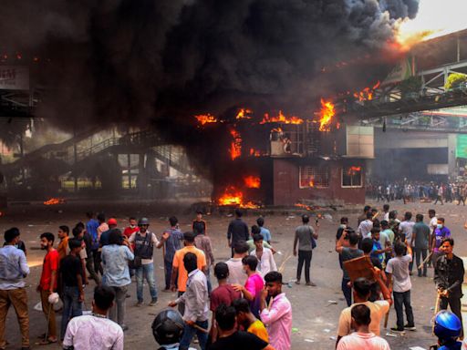 Bangladesh police arrest senior opposition leader, ban rallies in Dhaka amid deadly unrest