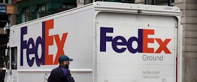 FedEx stock plummets after earnings miss, lower outlook flashes warning on economy