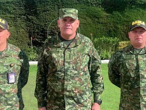 Mandaron de vacaciones al retirado comandante del Ejército: ahora quién será el general encargado