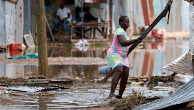 Hurricane Beryl strengthens to Category 3 as it heads toward Yucatan Peninsula