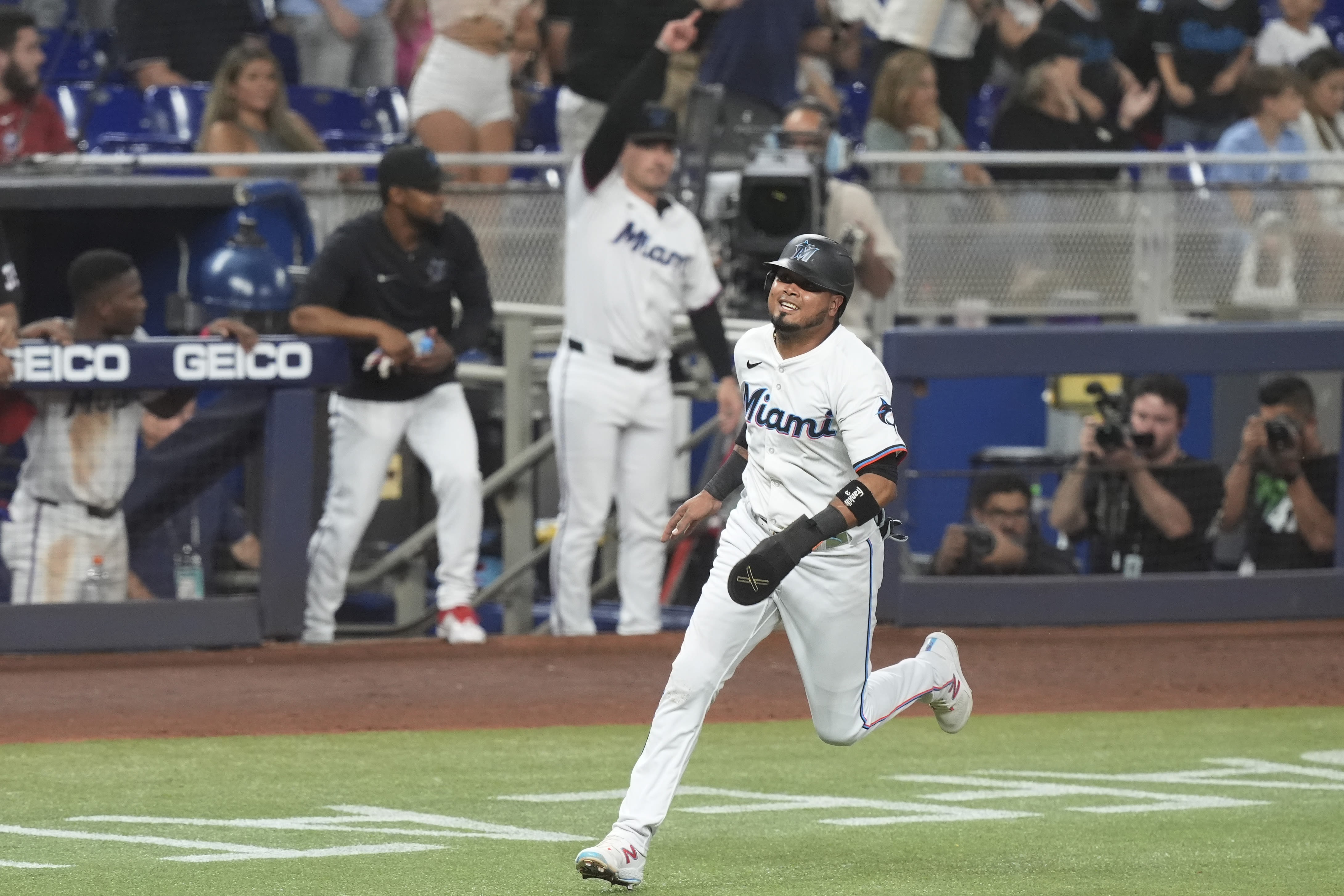 Muñoz strikes out seven over six innings to get 1st major league win, Marlins beat Rockies 4-1