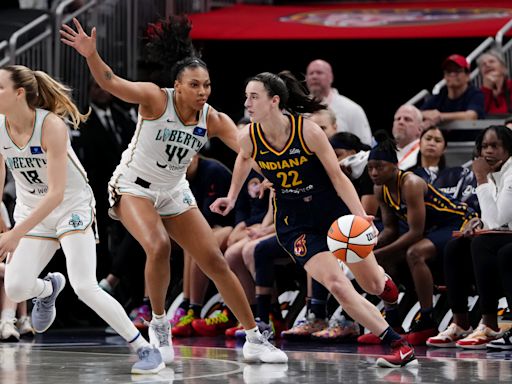 Caitlin Clark struggles in first home game, as Indiana Fever lose to New York Liberty, 102–66