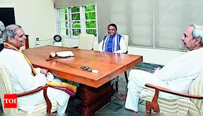 Naveen Patnaik skips all-party meet despite CM Majhi's invite | Bhubaneswar News - Times of India