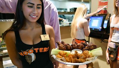 This Florida 55+ community is getting not 1 but 3 new Hooters restaurants. Here’s where