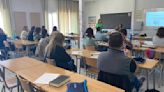 Izquierda Unida también rechaza los recortes que se anuncian para el próximo curso en la escuela oficial de idiomas de Elda-Villena