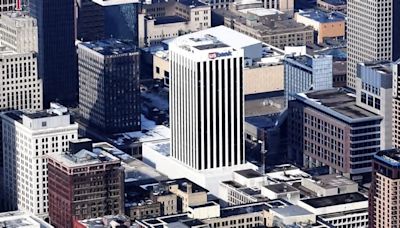 U.S. Bank to leave U.S. Bank Center in downtown St. Paul while keeping skyway branch open