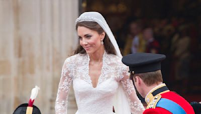 Kate Middleton : son astuce toute simple pour rendre sa taille plus mince dans sa robe de mariée