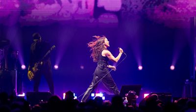 Review: Alanis Morissette captivates local crowd during Acrisure Arena concert