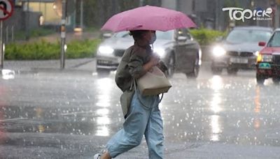 【天氣預報】紅色暴雨警告現正生效 將軍澳多個路段因水浸封閉