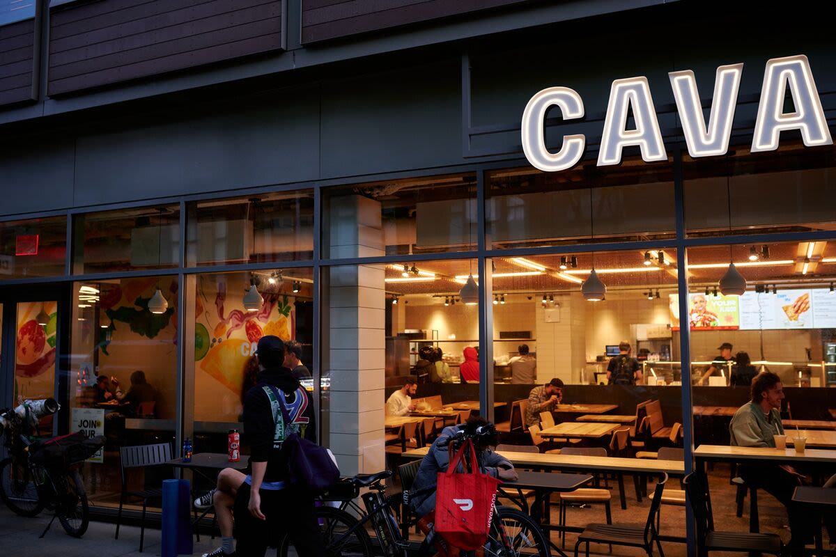 Cava Lifts Outlook as Diners Shell Out for Extra Pita Chips