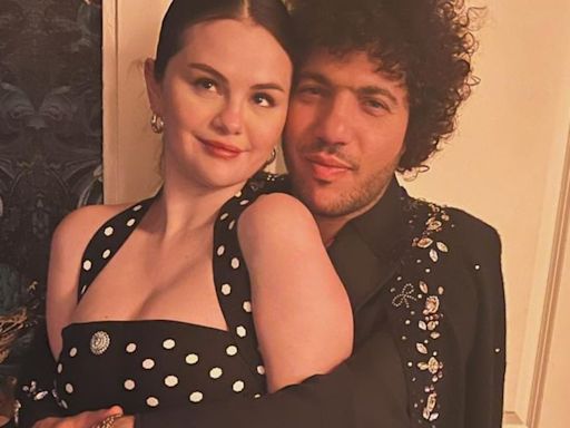 Selena Gomez's Latest PDA Pic With Boyfriend Benny Blanco Will Make You Blush - E! Online