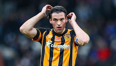 Hull City defender Jacob Greaves undergoes a medical at Ipswich