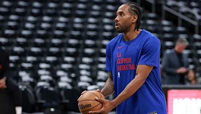 Kawhi Leonard hits the gym with USC head coach Eric Musselman