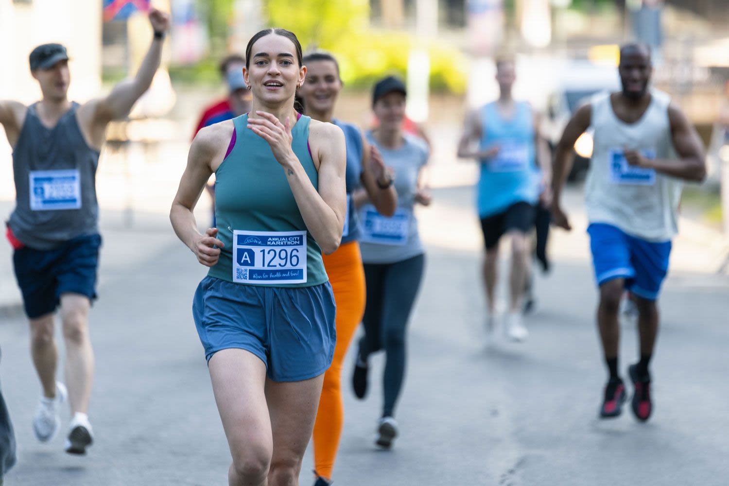 Marathon Runner Deliberately Avoids Kids Running onto the Course to Cheer Her On: 'We're More Than Mothers'