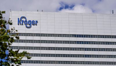 As clock ticks on Kroger-Albertsons FTC case, more court battles loom against merger