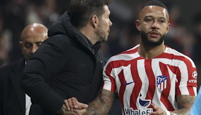 Memphis le envía un 'recado' a Simeone tras terminar con el Atlético