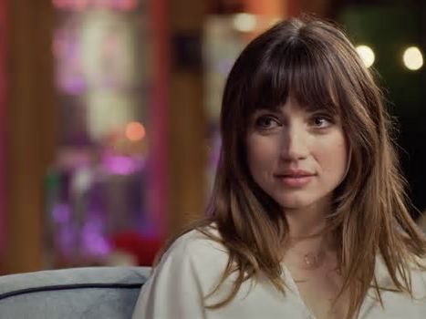 Yesterday: due fan di Ana de Armas trovano un accordo con la Universal dopo la causa per pubblicità ingannevole