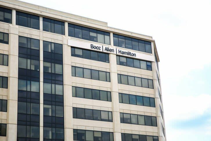 Booz Allen has best fiscal year since going public — and it’s still hiring - WTOP News