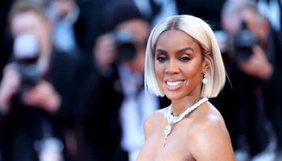 Kelly Rowland Is In Her Blonde Baddie Era