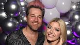 WWE Star Alexa Bliss & Ryan Cabrera Poke Fun at Surprise Pregnancy By Re-Enacting This Iconic ‘Friends’ Scene