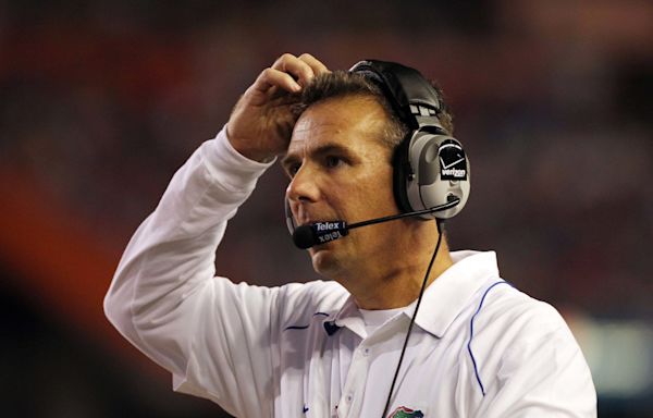 College Football World Reacts To Urban Meyer's Florida Coaching Decision