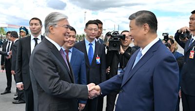Xi llega a Kazajistán en visita de Estado y para participar en la cumbre de la OCS