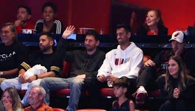 Lionel Messi, Sergio Busquets, Luis Suárez y Jordi Alba: Noche de playoffs entre amigos y familia