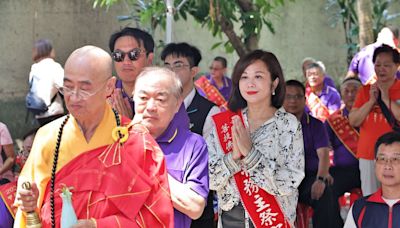 基隆法國公墓中元普度 副市長邱佩琳：展現跨文化敬意