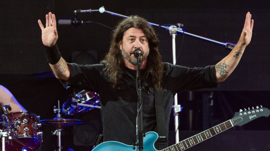 Foo Fighters Cancel Soundside Music Festival Show After Dave Grohl’s Family Announcement; Jack White & Greta Van...