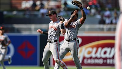 Melvin, Giants infielders address ‘unacceptable' miscommunication