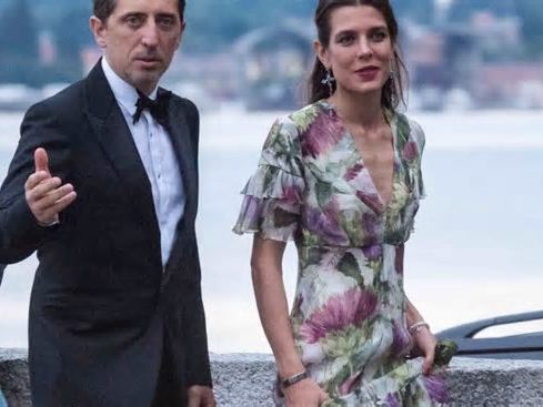 Gad Elmaleh et Charlotte Casiraghi : leur fils Raphaël, 10 ans, classé grâce à sa maîtrise d'une pratique très peu connue