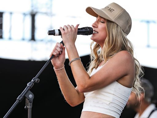 Ingrid Andress' national anthem before MLB Home Run Derby leaves impression