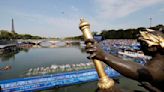 Francia canta victoria después de poder celebrar el triatlón en el Sena