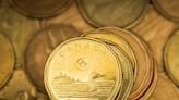 Lagging loonie unlikely to get a boost from rate hikes as greenback stays strong