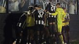 Torcida do Botafogo esgota ingressos para clássico em um minuto