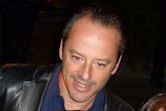 Gil Bellows