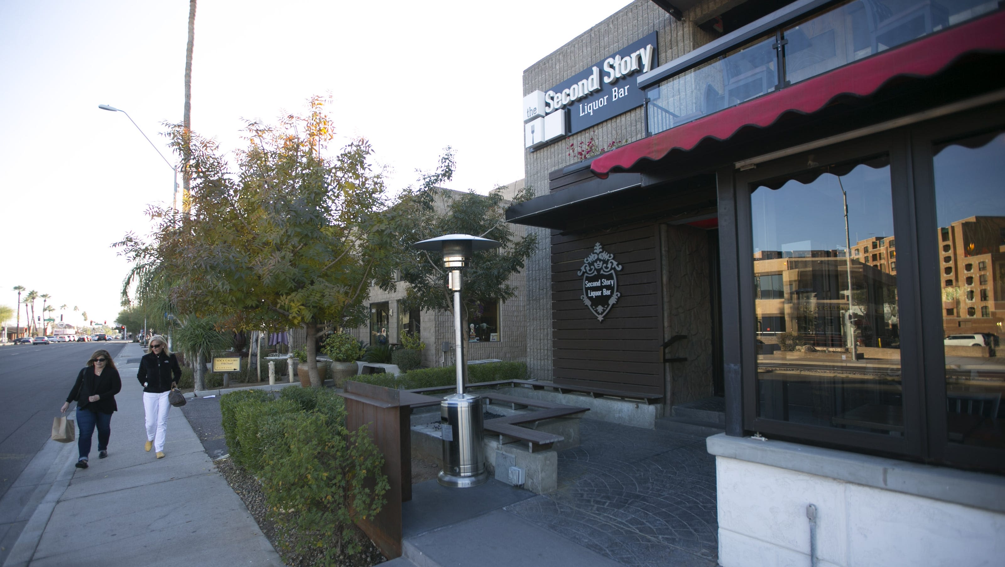 Popular Scottsdale bar and restaurant closes after a decade. Travel-inspired spot opens soon