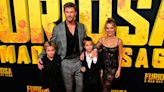 El debut de los mellizos de Elsa Pataky y Chris Hemsworth en la alfombra roja: Sasha y Tristan de 10 años