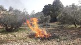 "No se necesita nada": con el agua del aljibe y la luz de las velas vive Maite en Liétor (Albacete)