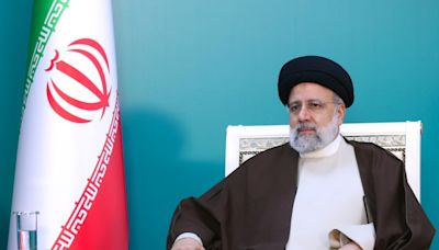 Iran: intenses recherches pour retrouver le président Raïssi après un accident d'hélicoptère