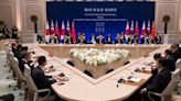 Seúl, Tokio y Pekín subrayan la necesidad de cooperar más en su primera cumbre desde 2019