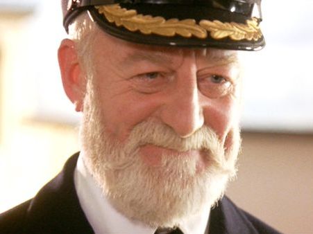 Muere Bernard Hill, mítico actor de la película 'Titanic'