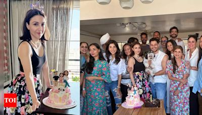 Inside Soha Ali Khan's birthday party with Kareena Kapoor, Saif Ali Khan, Neha Dhupia, Angad Bedi and others | Hindi Movie News...