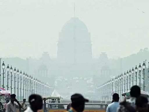 Sign Of Things To Come? Haze Over Delhi, Aqi ‘poor’ | Delhi News - Times of India