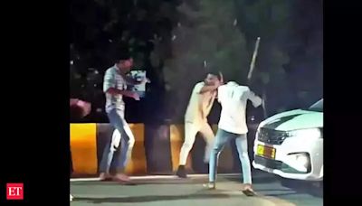 Ghaziabad cab driver thrashed by youth with hockey sticks for disrupting Sunroof reels in Indirapuram