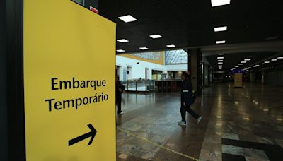 Embarques e desembarques no aeroporto Salgado Filho recomeçam na próxima segunda-feira, diz Fraport | GZH