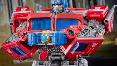 Transformers Movie Masterpiece Optimus Prime Rolls Out from Hasbro