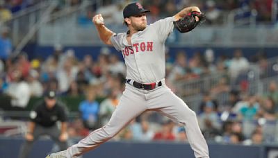 Crawford throws 6 solid innings, Rafaela and Duran hit HRs and Red Sox beat Marlins 8-3