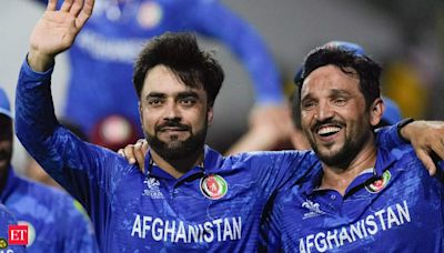 Which famous cricketer had predicted semi-final spot for Afghanistan before start of T20 World Cup?