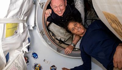 Dos astronautas entrenados por la NASA no pueden regresar a la Tierra por problemas en su nave - ELMUNDOTV